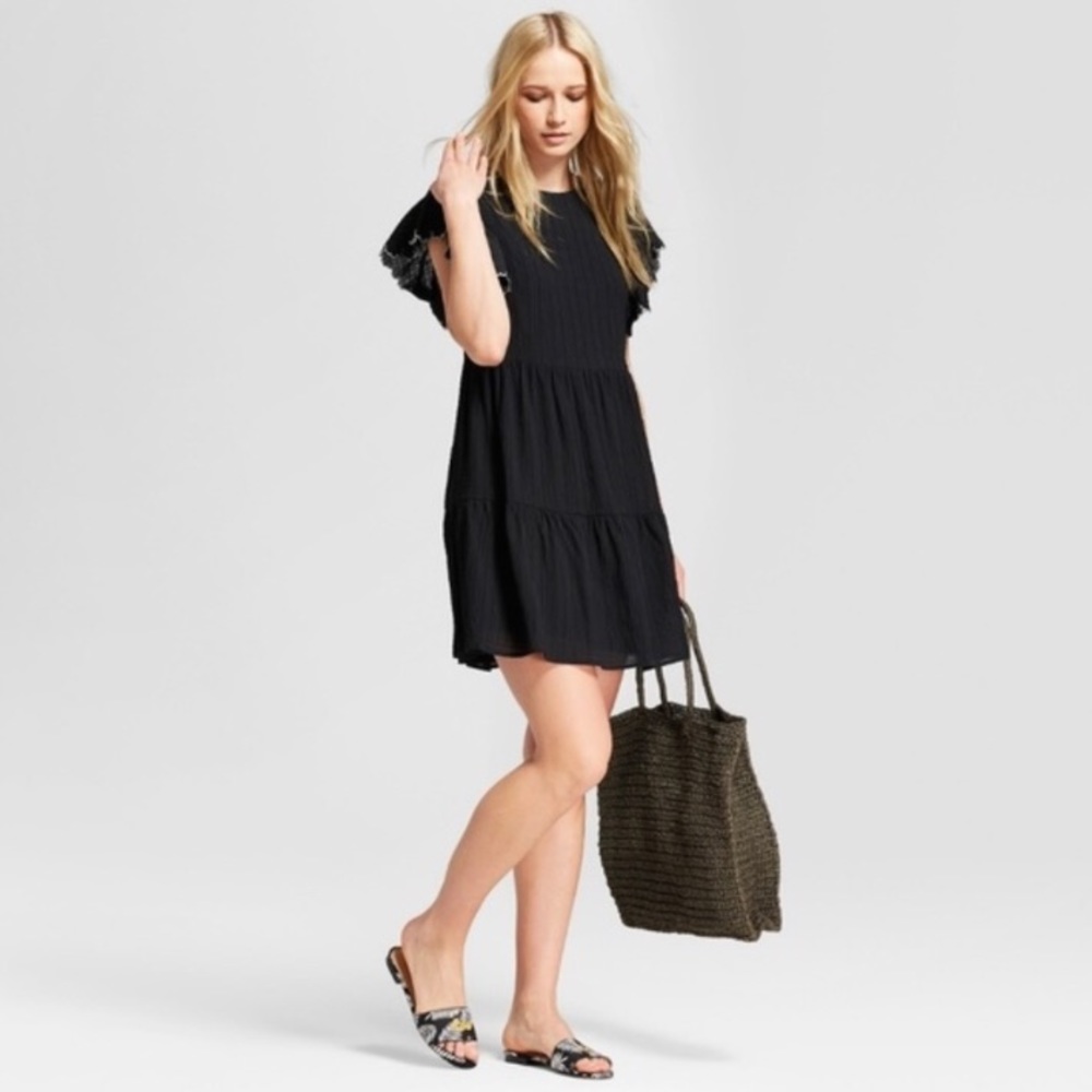 🆕 Who What Wear Jet Black Babydoll Dress, M